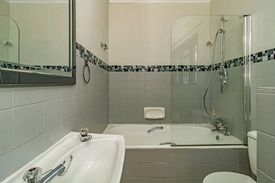 8 Bedroom Property for Sale in Helderberg Estate Western Cape